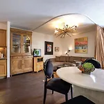 Apartment Chesa Ludains 8 *