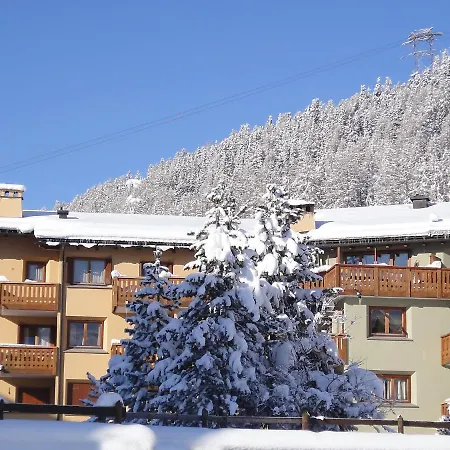 Chesa Ludains 8 By Interhome Daire